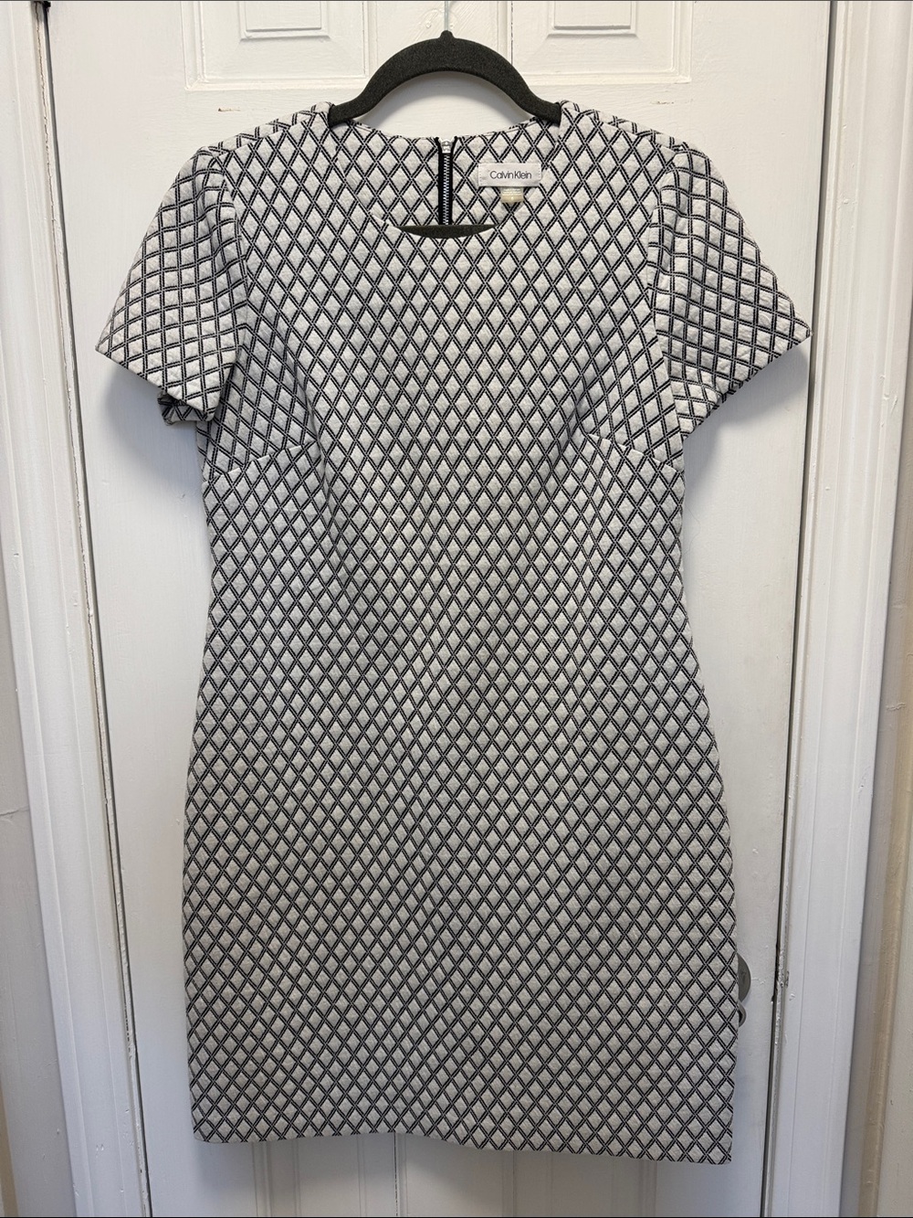 Calvin Klein Black & White Diamond-Print Midi Sheath Dress